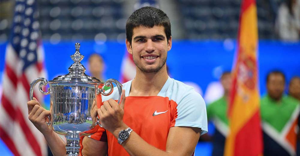 អ្នកវាយកូនបាល់ Carlos Alcaraz យកបានតំណែងជើងឯកកម្មវិធី Queen’s Club